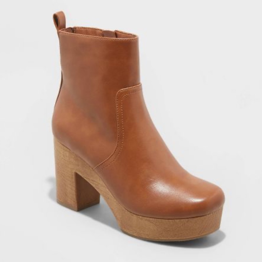 Aggy Ankle Boot